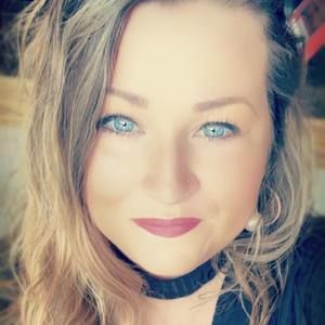 Meet your Posher, Mackenzie